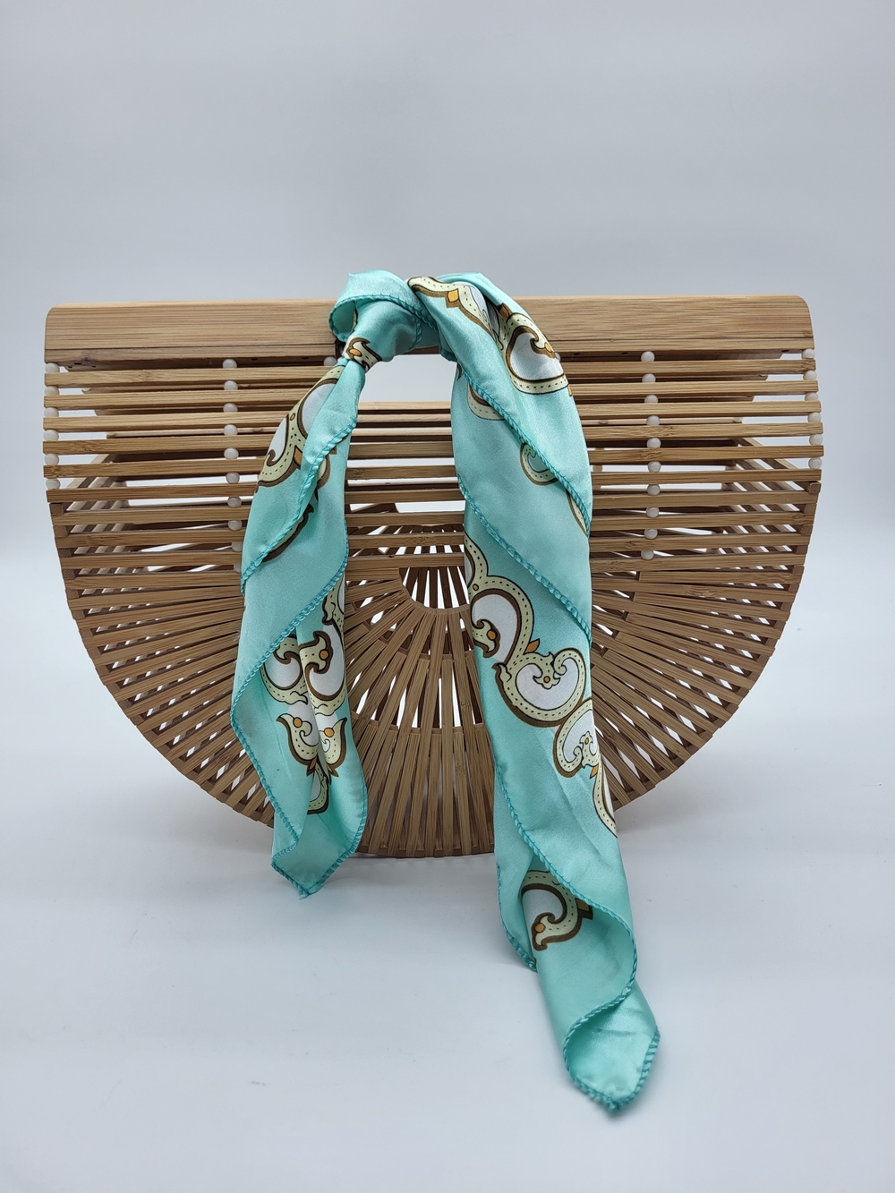 Wood Oval Beachy Vacation Handbag with Aqua Paisley Mini Scarf